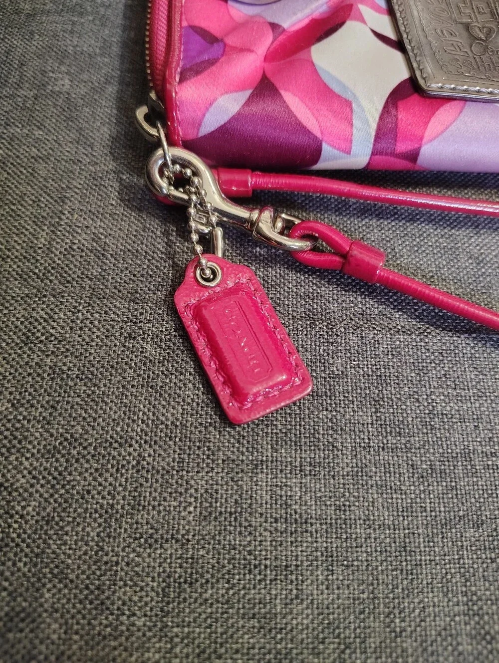 Coach Poppy Wristlet Wallet